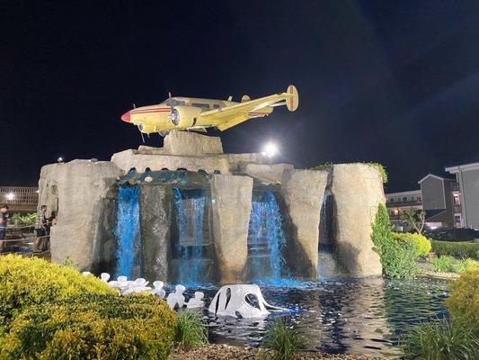 Cool airplane and waterfall decor