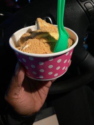 sweetFrog Premium Frozen Yogurt