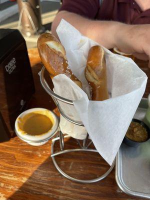 Pretzels with queso. The queso is really good!