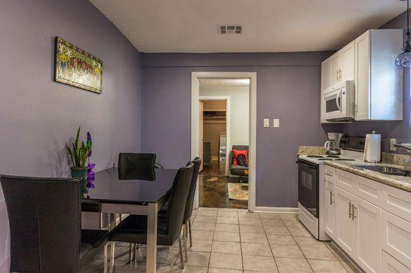 Spacious kitchen with all the amenities in the Moteaux Crash Pad.