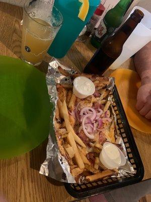 Junk fries and beer to start off a fun evening!