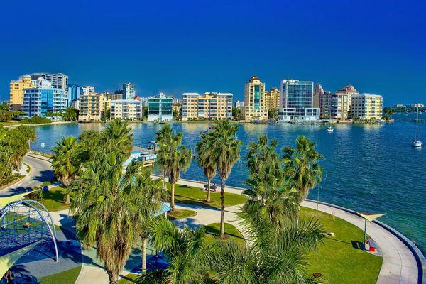 Sarasota's turquoise waters, arts, culture and lifestyle shine all year long.