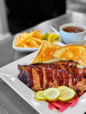 BBQ Brisket Plate | @whaevaeats