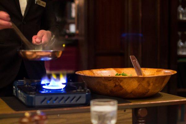 Tableside warm spinach salad