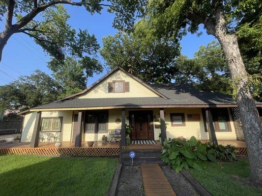 After- GAF HDZ Charcoal Architectural shingle