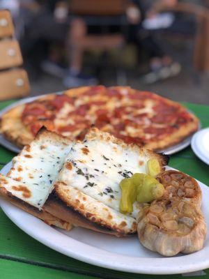 Garlic bread appetizer