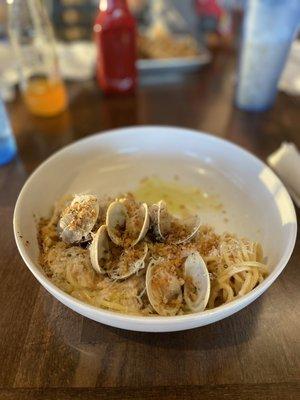 Clams and bucatini