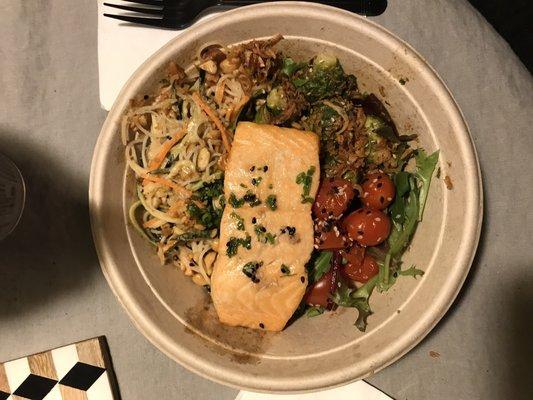 Honey Ginger Salmon Bowl ($15)