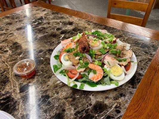 Cang cua salad with shrimp/chicken