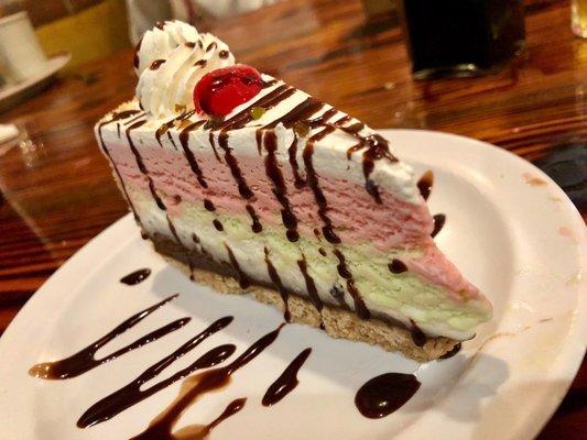 Spumoni cake