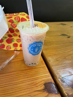 Strawberry milk tea with boba