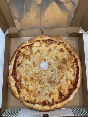 Large Pepperoni Pizza