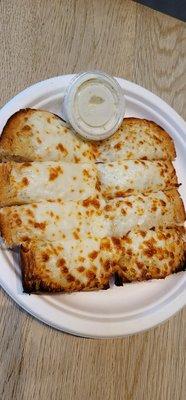 Cheese garlic bread