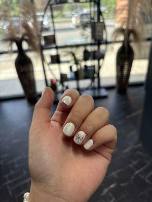 nails