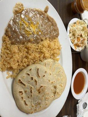 Pupusas combo