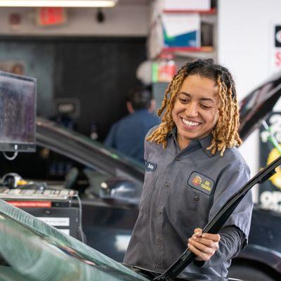 The Stay in Your Car, 10 Minute Oil Change.