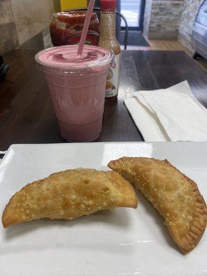 Cheese empanadas Mora Shake