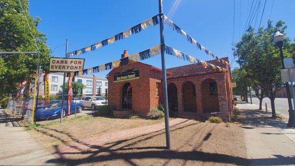 Corner of 3rd and keyes, rear view of the main building.