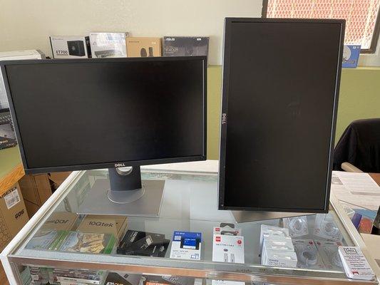 Refurbished Monitors at reasonable prices.