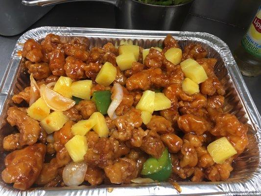 Party Tray of General Tso's Chicken