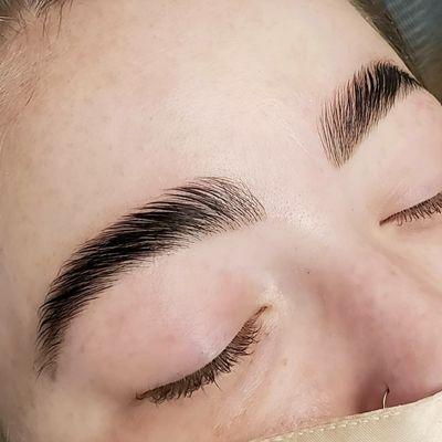 Brow Lamination & Tint