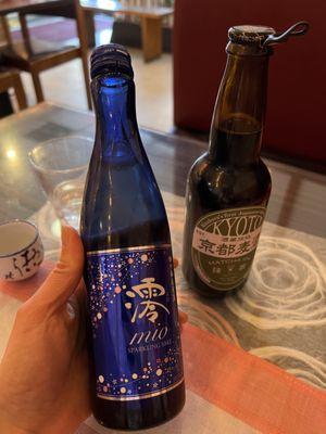 Sparkling sake