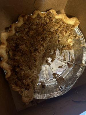 Gross apple pie