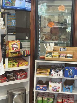 Baked goods cabinet