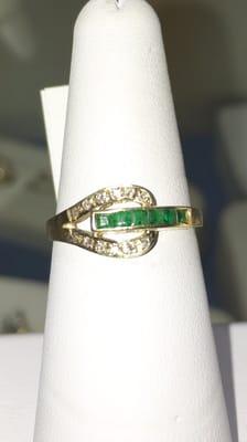 Natural Emerald and Diamond buckle ring ;)