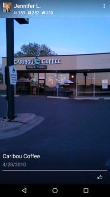 Bruegger's food items are inside this Caribou Coffee