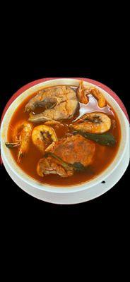 Caldo de Huachinango

Red snapper soup with shrimp and crab