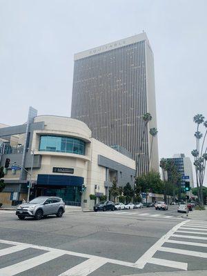 Building view from Mariposa and 6th st