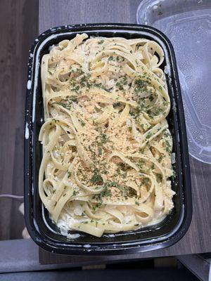 Fettuccine Alfredo