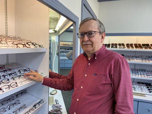 Licensed Optician and Owner Steve Cary gives you individual attention.  He's been fitting glasses over 40 years!