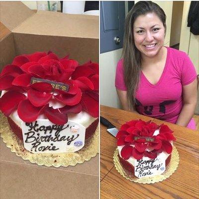 Happy Birthday to one of our bilingual team members, Roxy! She is one of Dr. Owyoung's dental assistant.