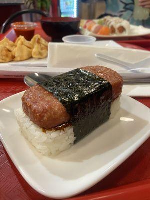 Quite possible one of the best Spam Musubi I've ever had!