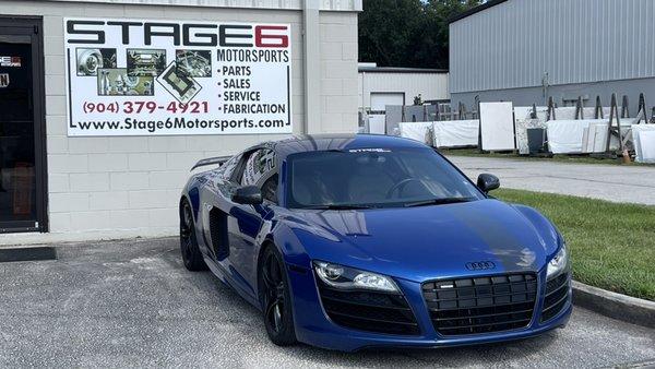 Audi R8 getting the AC checked out