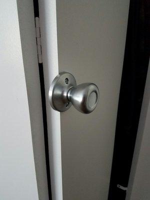 Never seen this kind of door knob on a folding door..