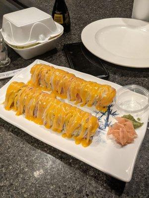 Spicy Crunchy Crab roll