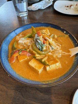 Tofu red curry