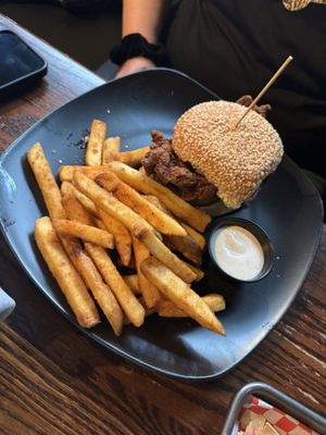 Burger & Seasoned Fries