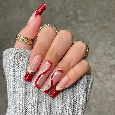 Love at your fingertips - Valentine's nails that speak romance.