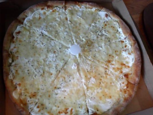 Large three cheese (ricotta, mozzarella, and parmesan) white pie.