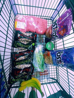 Cart grd beef, $5 pistachios, tostitos, green onion, bananas 0.65 per # Safeway Cottonwood Az  Friyay May 27, 2022