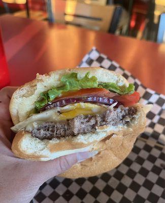 SUNNYSIDE burger (medium well)