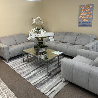 Furnishings 4 Less Mattress & Furniture Outlet