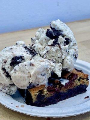 Cookies n' dream Ice Cream on a Brownie