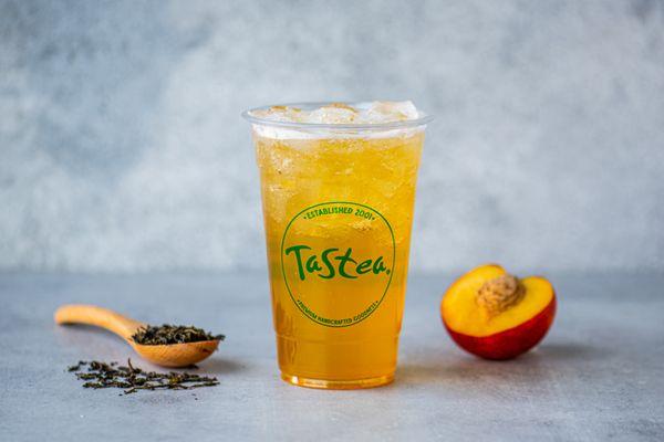 Great White: Refreshing peach white tea