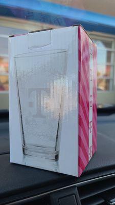 Free T-Mobile Tuesday Holiday Glass  12-05-2023