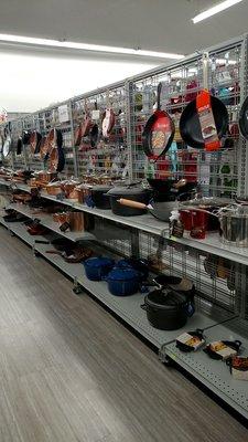 Cookware, 2 rows